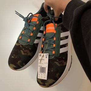 Brand new men’s size 9 woman’s 10.5 adidas running shoes. Adidas TR21